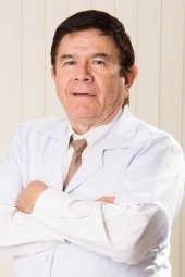 Dr. Martín Conrado Pérez Samudio